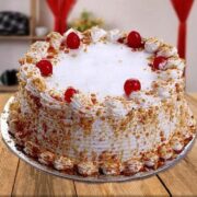 International Designer Birthday Cakes in Kolkata
