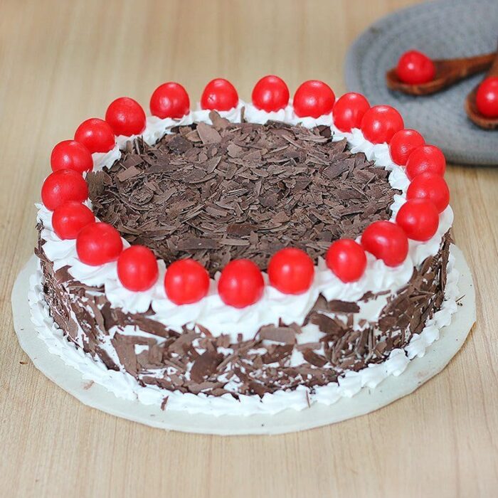 Chocolicious Black Forest Cake 0.5 kg - Image 1