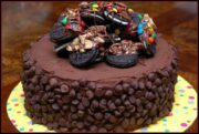 OREO-CHOCOCHIPSY CAKE 1 KG