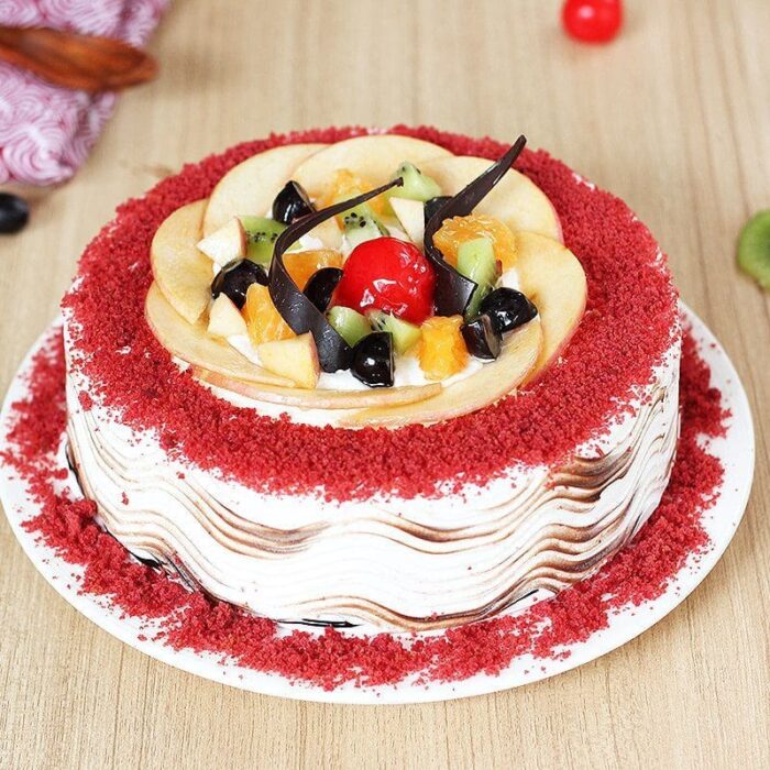 Red Velvety And Fruity Cake 0.5 kg - Image 1