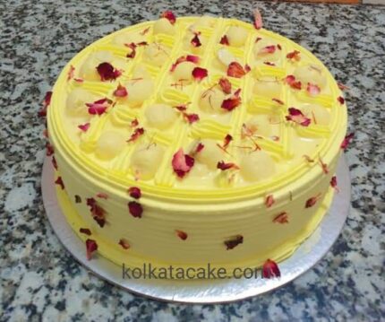 Pista Rasmalai Cake in Kolkata